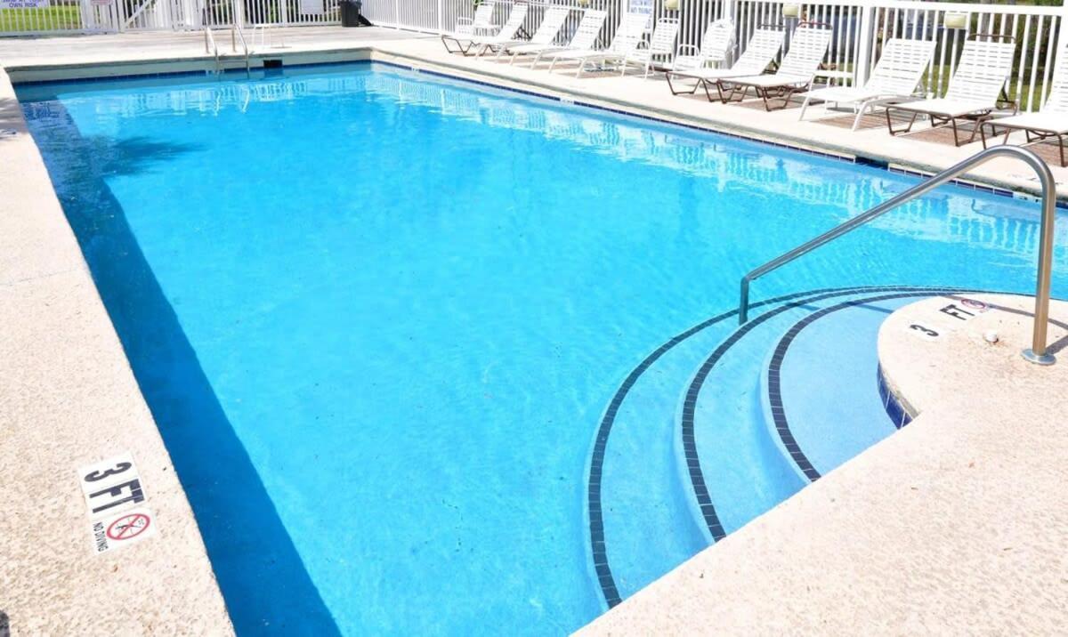 Cherry Grove Villa Close To Beach W Pool Myrtle Beach Eksteriør billede